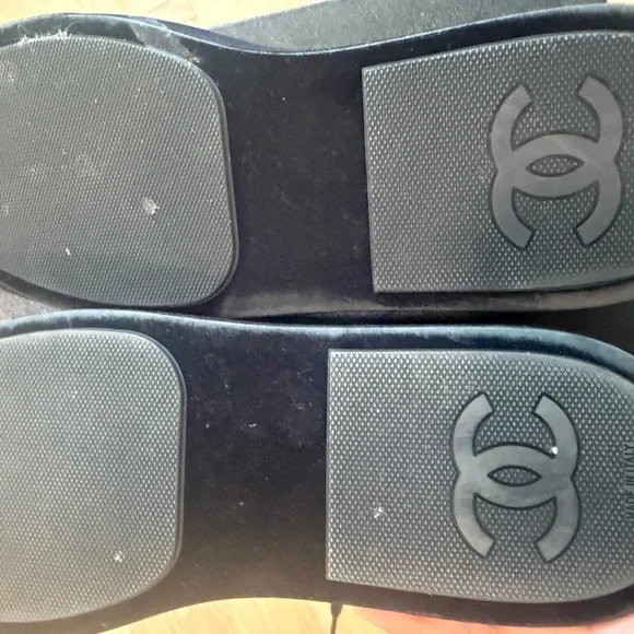 SOLD ⭐️Authentic CHANEL Black Sneakers with silver  Accents - Picture 5 of 10